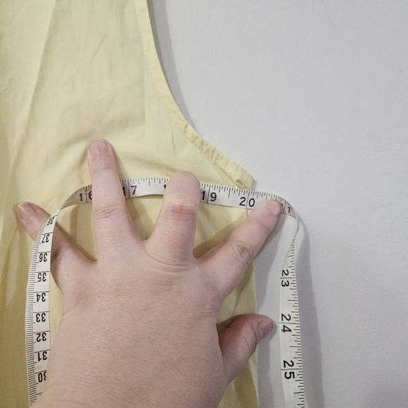 Eileen Fisher Yellow Sleeveless Button Up Top! - Picture 4 of 5